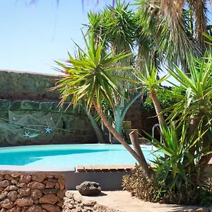 https://cactus-bb.sicilyhotelsitaly.net