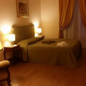 https://gioielli-di-cornelia.it-romehotels.com